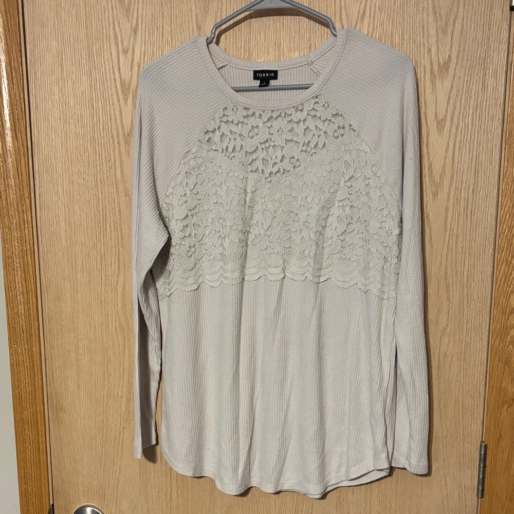 Torrid Women's Cream Lace Long Sleeve Top